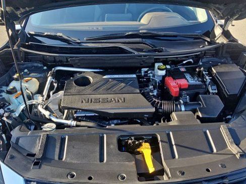 Used 2023 Nissan Rogue SV w/ SV Premium B Package FWD image 30