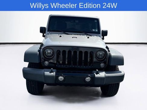 Used 2017 Jeep Wrangler Unlimited Sport AWD/4WD image 2
