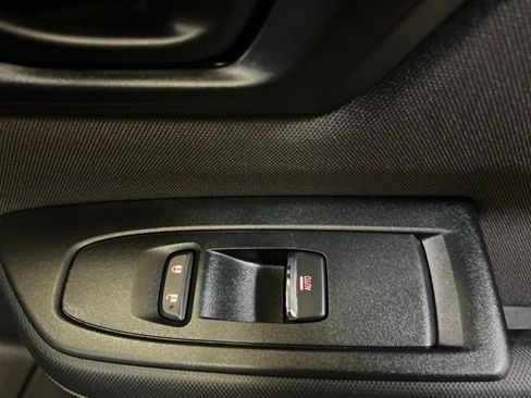 Used 2025 Subaru Forester Premium AWD/4WD image 48