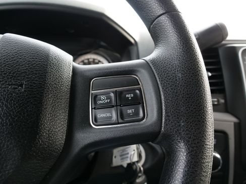 Used 2014 RAM 1500 Express image 20