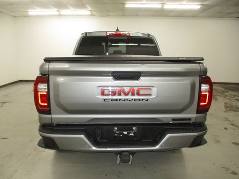 Used 2023 GMC Canyon Elevation w/ Elevation Premium Package AWD/4WD image 8
