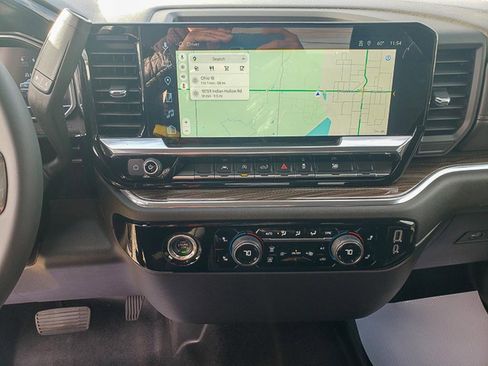 Used 2023 Chevrolet Silverado 1500 LT image 15