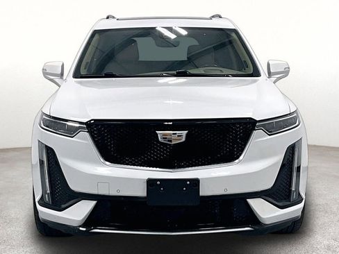 Used 2021 Cadillac XT6 Sport w/ Platinum Package AWD/4WD image 3