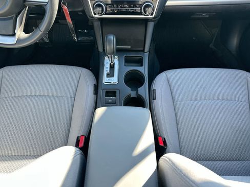 Used 2019 Subaru Outback 2.5i Premium w/ Popular Package #2 image 30