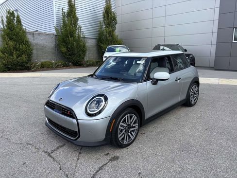New 2026 MINI Cooper S image 3