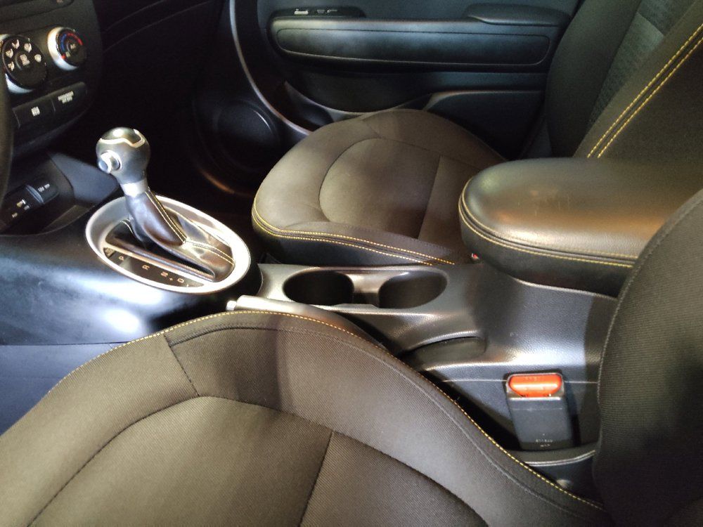 Used 2015 Kia Soul + FWD image 26