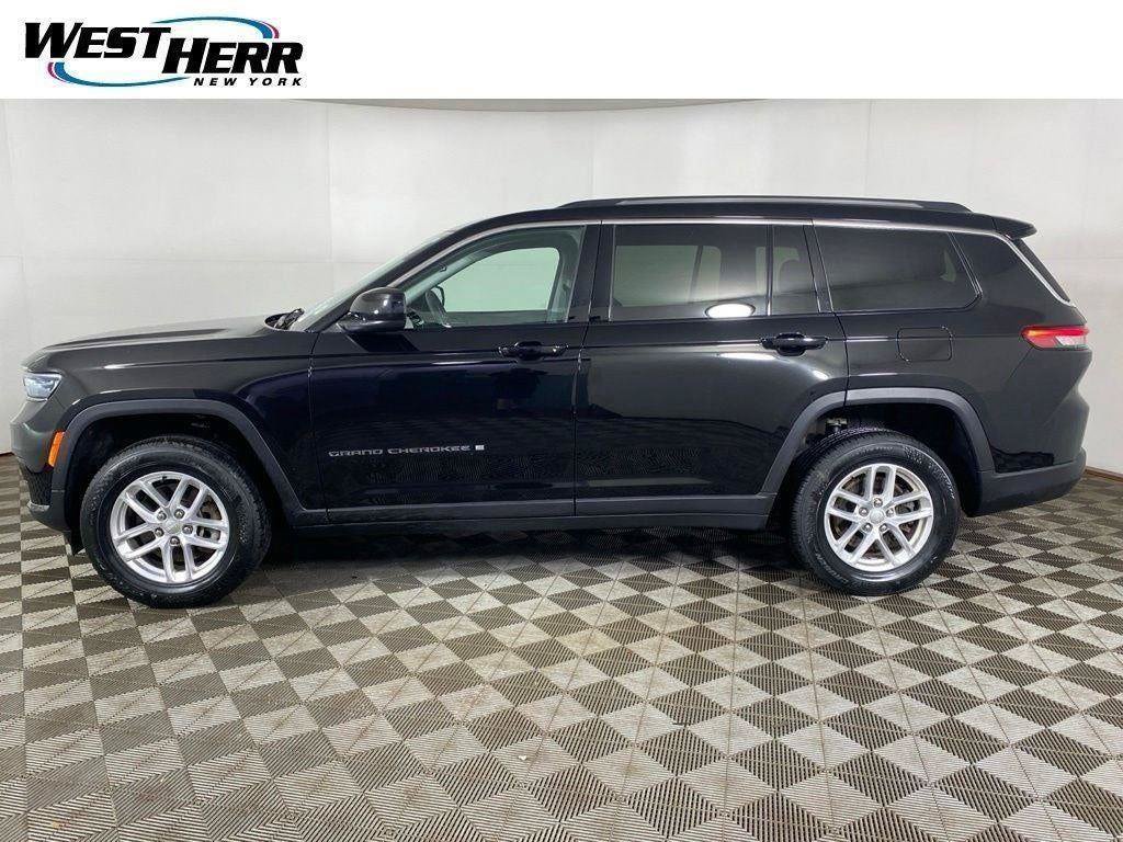 Used 2024 Jeep Grand Cherokee L Laredo AWD/4WD image 27