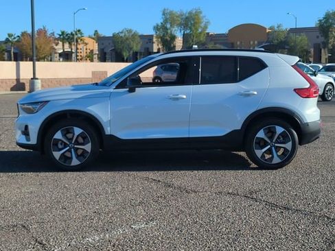 New 2026 Volvo XC40 B5 Plus w/ Protection Package Premier image 10