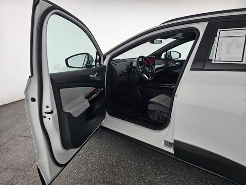 Used 2024 Volkswagen ID.4 2WD image 19