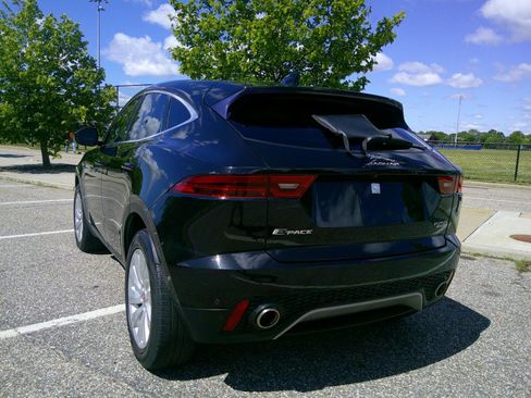 Used 2018 Jaguar E-PACE SE AWD/4WD image 6