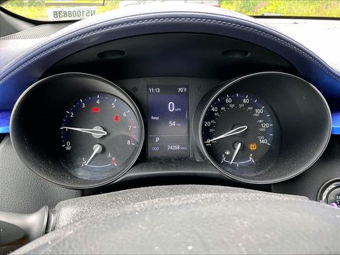 Used 2020 Toyota C-HR XLE FWD image 8