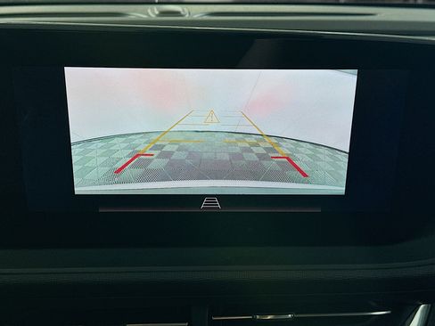 Used 2025 Buick Envista Preferred image 21