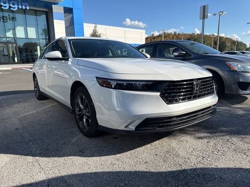 Certified 2023 Honda Accord EX image 13