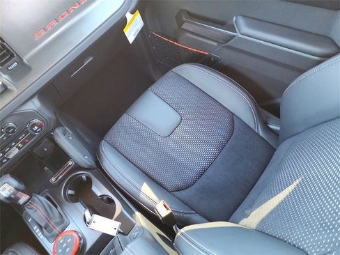 New 2025 Ford Bronco Raptor image 13