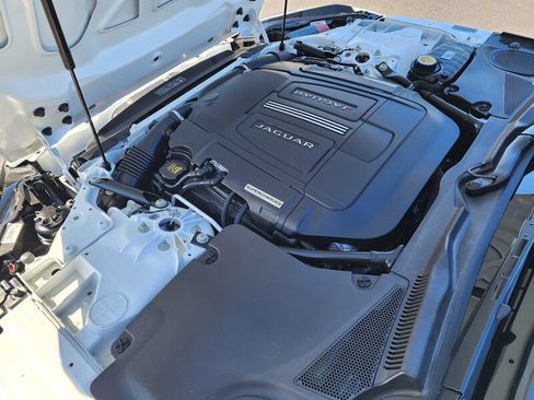 Used 2015 Jaguar F-TYPE S image 12