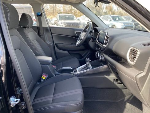 New 2026 Hyundai Venue SEL image 37