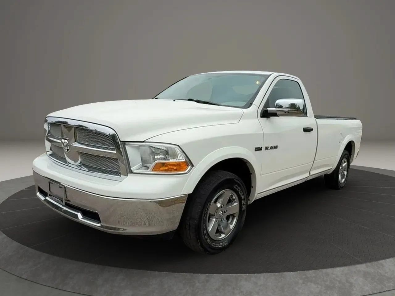 Used 2009 Dodge Ram 1500 Truck SLT AWD/4WD image 3