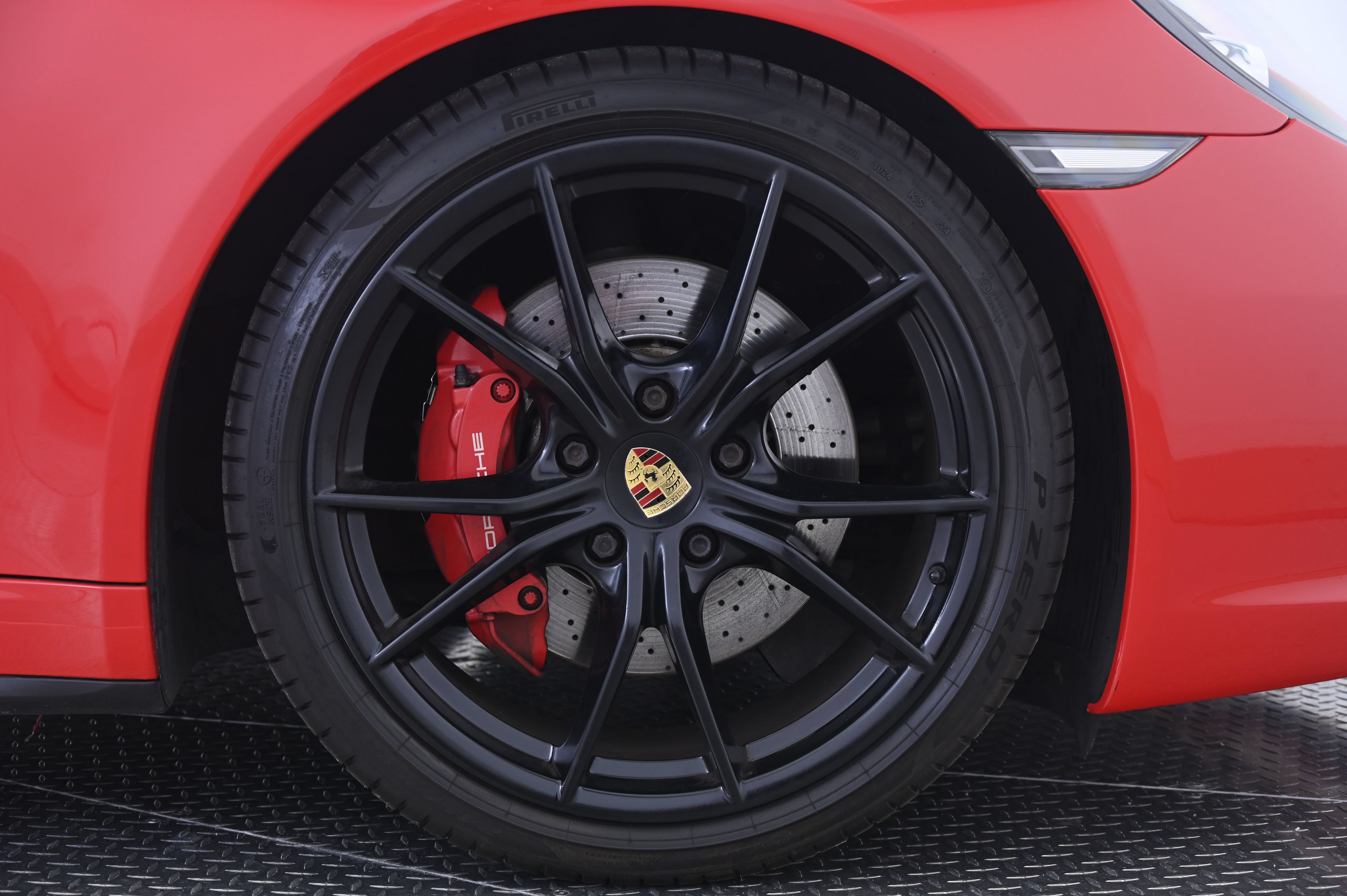Used 2017 Porsche 911 Carrera S RWD image 14