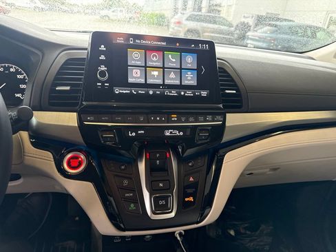 Used 2025 Honda Odyssey Touring image 7