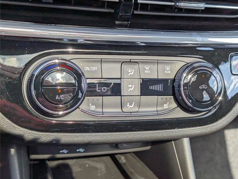 New 2026 Buick Envista Sport Touring w/ Convenience I Package FWD image 24
