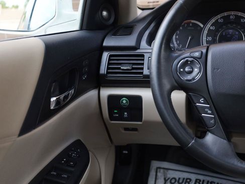 Used 2014 Honda Accord EX-L image 31