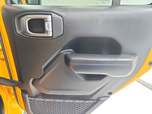 Used 2021 Jeep Wrangler Unlimited Sport AWD/4WD image 40