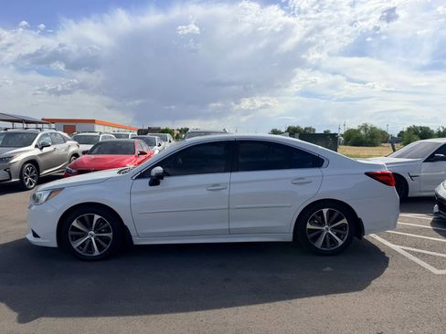 Used 2016 Subaru Legacy 3.6R Limited AWD/4WD image 8
