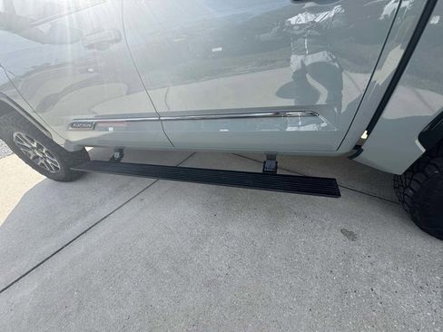 Used 2026 Toyota Tundra Platinum image 29