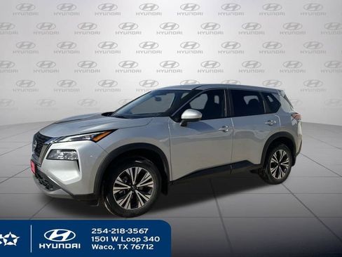 Used 2023 Nissan Rogue SV image 14