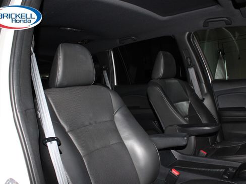 Used 2023 Honda Passport EX-L image 18