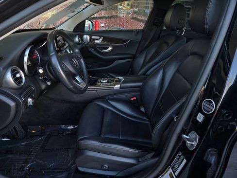 Used 2018 Mercedes-Benz C 300 4MATIC Sedan image 16