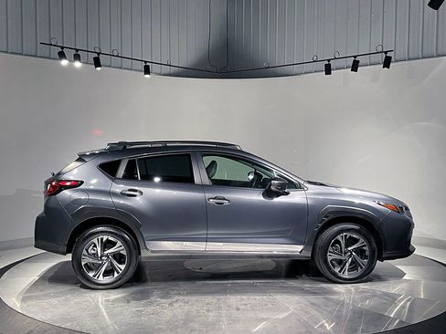 Used 2024 Subaru Crosstrek 2.0i Premium image 10