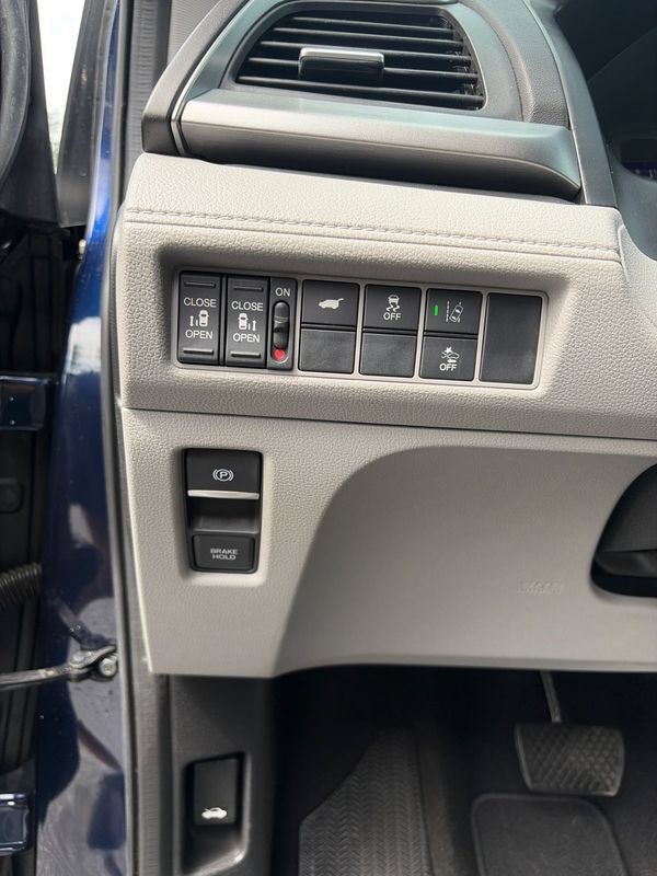 Used 2019 Honda Odyssey EX-L image 19