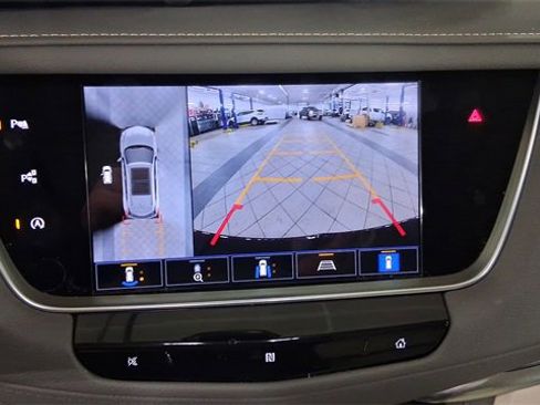 Used 2021 Cadillac XT5 Premium Luxury image 25