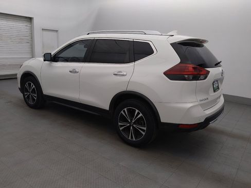 Used 2020 Nissan Rogue SV w/ Premium Package AWD/4WD image 3