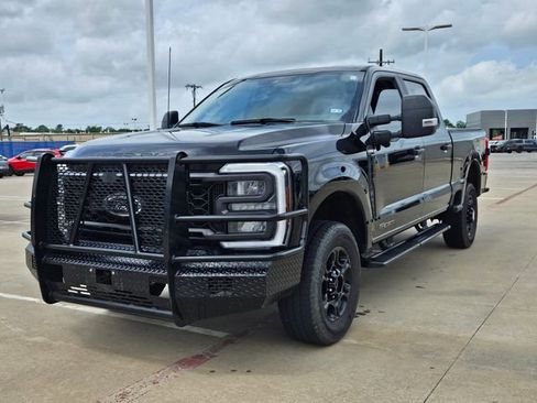 Used 2024 Ford F250 XL w/ STX Appearance Package AWD/4WD image 2