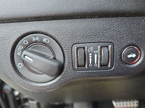 Used 2020 Dodge Charger Scat Pack RWD image 21