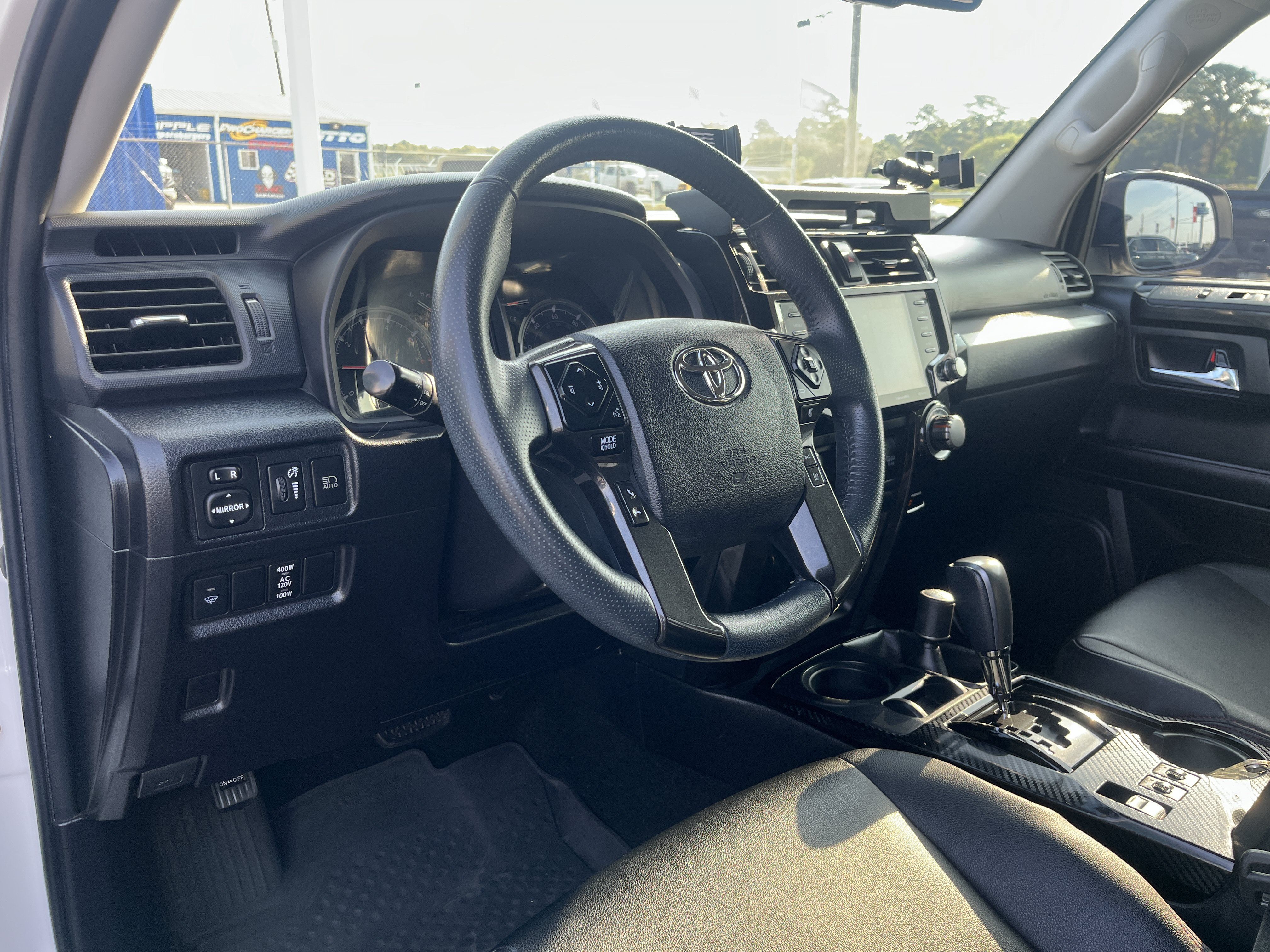 Used 2021 Toyota 4Runner Venture AWD/4WD image 14