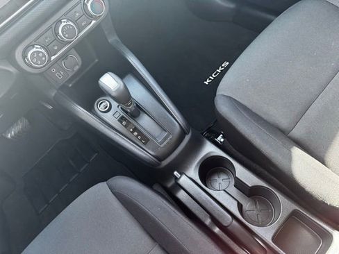 Used 2024 Nissan Kicks S FWD image 11