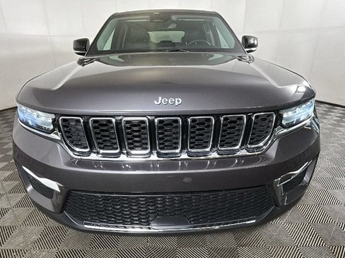Used 2023 Jeep Grand Cherokee 4WD 4xe image 8