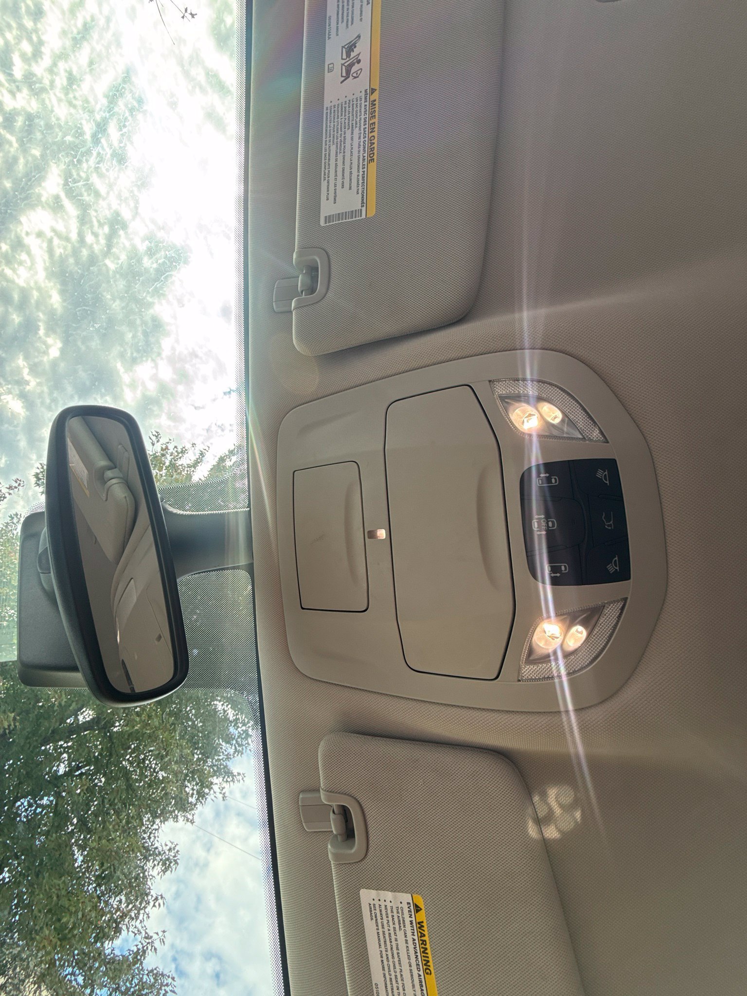 Used 2023 Chrysler Pacifica Touring-L FWD image 19