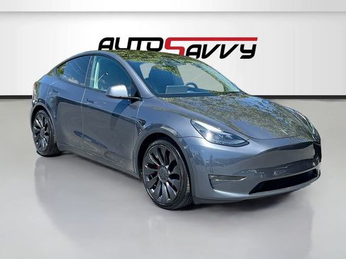 Used 2023 Tesla Model Y Performance AWD/4WD image 1