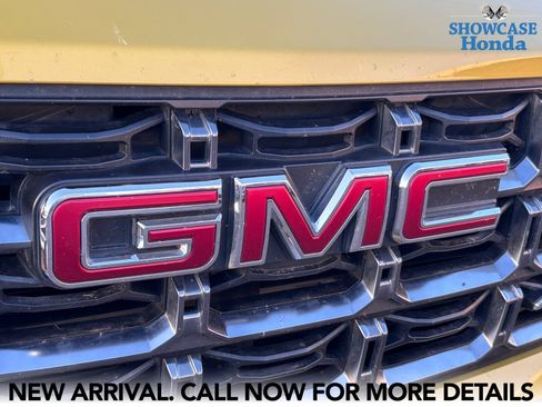 Used 2023 GMC Canyon AT4 w/ LPO, Sports Bar Package AWD/4WD image 8