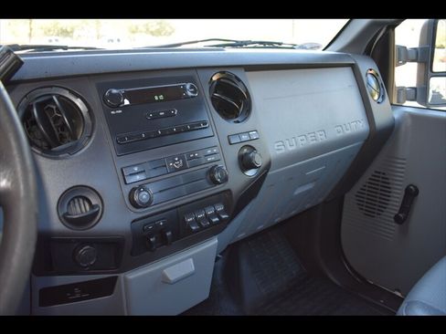 Used 2016 Ford F250 XL image 19