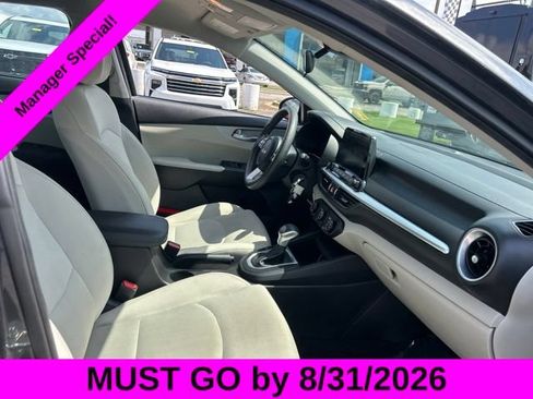 Used 2023 Kia Forte LXS w/ LXS Technology Package FWD image 28