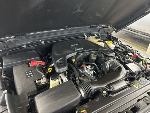 Certified 2021 Jeep Wrangler Unlimited Sport image 17