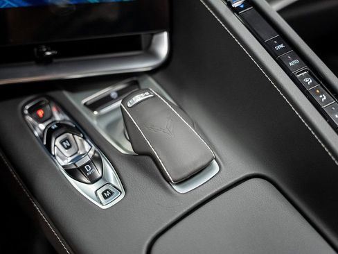 Used 2025 Chevrolet Corvette Stingray Coupe image 47