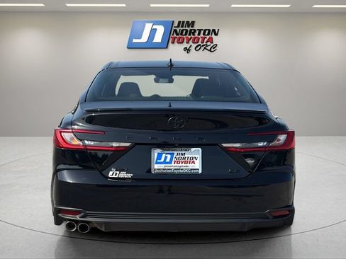Used 2025 Toyota Camry SE w/ Convenience Package FWD image 6
