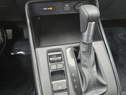 Certified 2025 Honda CR-V LX image 17
