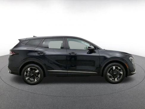 Used 2026 Kia Sportage LX FWD image 8